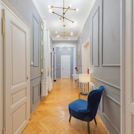 Colorful Wenceslas Square Apartment Prag Eksteriør billede